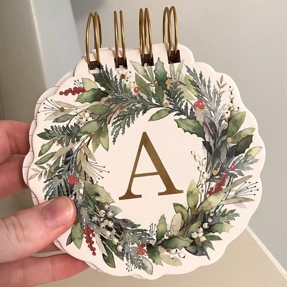 A Wreath Notebook - Picture 1 of 5